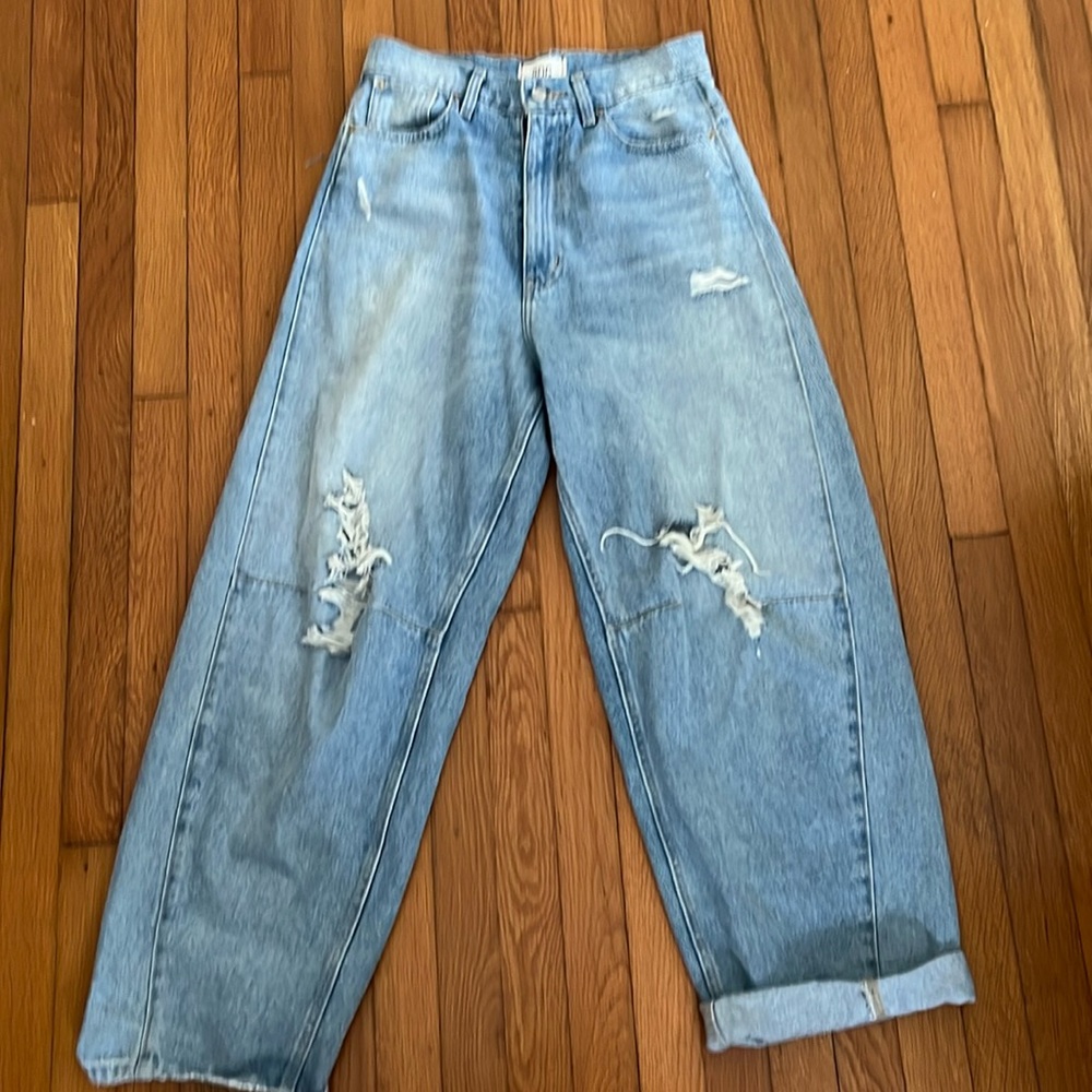 BDG high waist, baggy jeans